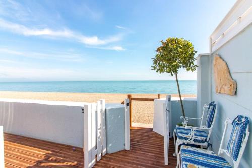 Folkestone Villa | The Breakers - Riviera Apartment