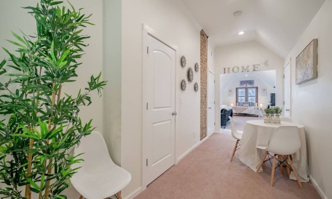 Brewers Hill House | The Brewer 1BD Loft Downtown MKE Free WI-FI!
