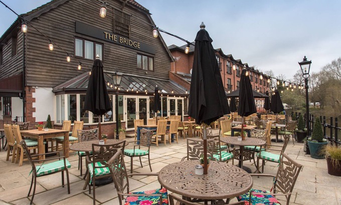 Runnymede Hotel | The Bridge Hotel
