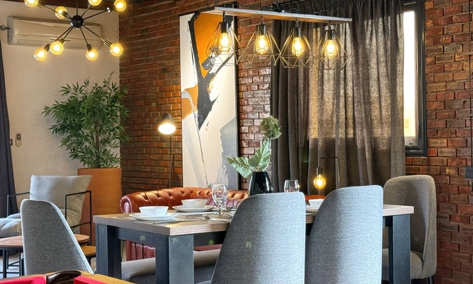 New Cairo Apartment | The Built-up 2 BDR Condo 15 min to CAI Airpt