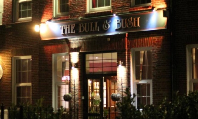 Norbiton Hotel | The Bull and Bush Hotel Kingston