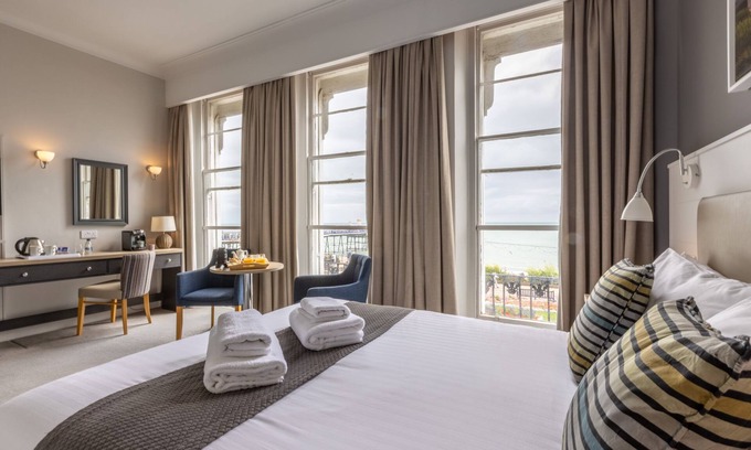 Eastbourne City Centre Hotel | The Burlington Hotel