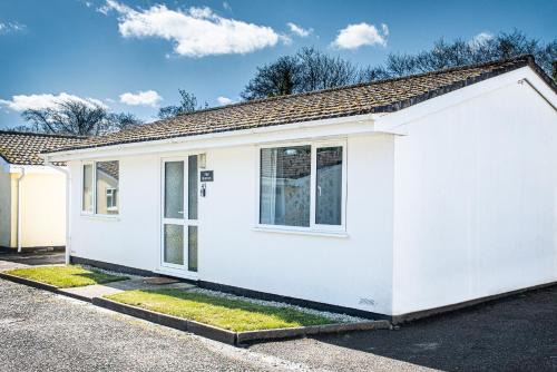 Liskeard House | The Burrow
