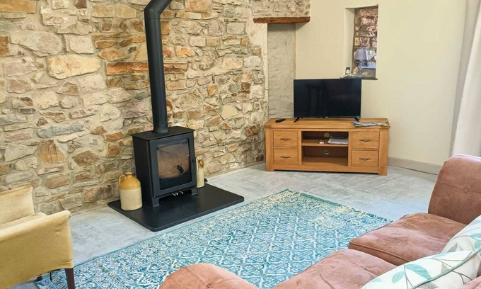 Narberth House | The Byre @ Broomhill Barns