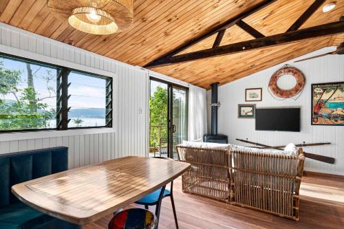 Pretty Beach Central Coast House | The Cabin by Coast Hosting