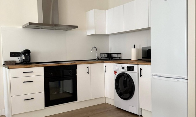 Argamasilla de Alba Apartment | The Cabinet