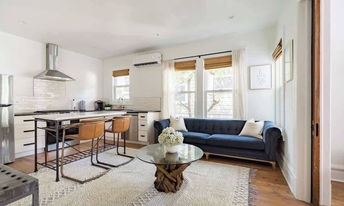 Uptown Apartment | The Calin Suite - Posh Local Boutiques & Eateries
