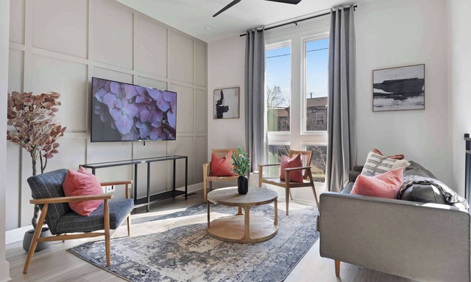 Maxwell House | The Camellia & The Bluestem - 2 homes, 8 bedrooms