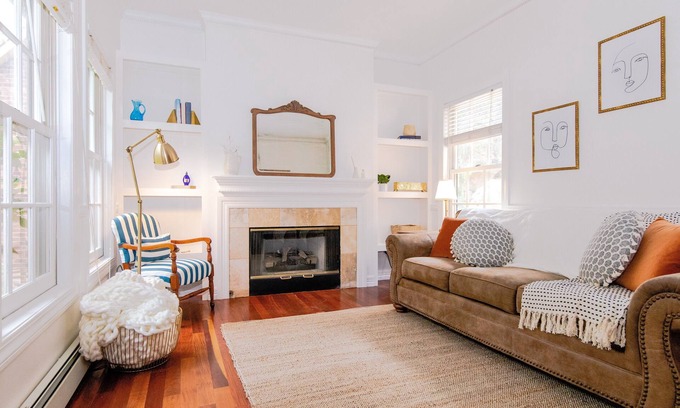 Divide Cottage | The Cape Cod at Valley Glen 1