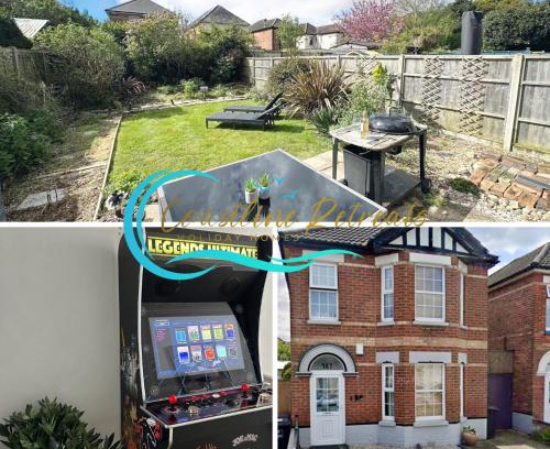 Bournemouth House | The Capstone Retreat - Beautiful Detached Family Home By Coastline Retreats, Arcade Machine, Parking, BBQ