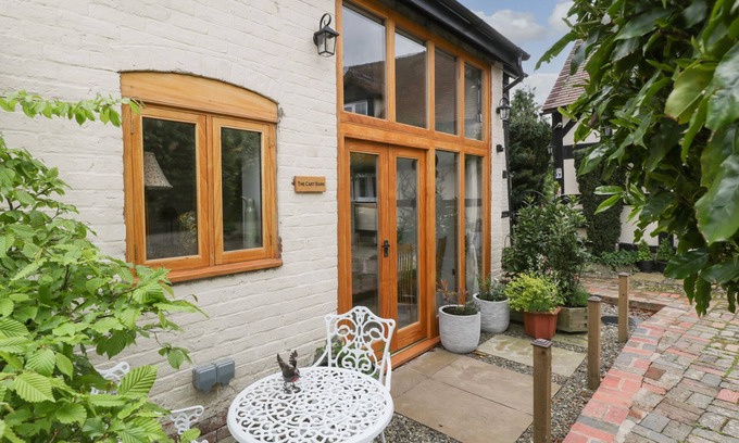 Yarpole Cottage | The Cart Barn