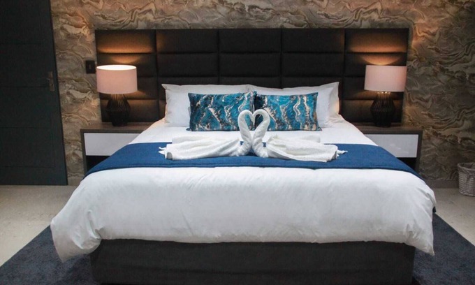 Berea House | The Cato Suites Hotel