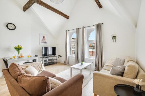 Trafford Apartment | The Causeway 2 - Pass The Keys Chic 2-Bed Apartment in Central Altrincham