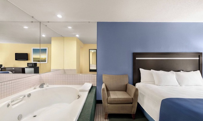 Auburn Hotel | The Cayuga Inn at the Finger Lakes