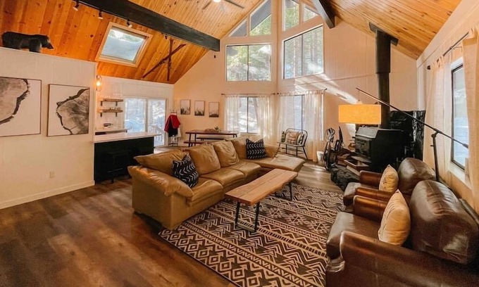 Dorrington Ski Chalet | The Cedar Chalet · The Cedar Chalet near Lake Alpine