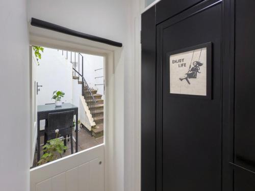 Addison Apartment | The Cellar