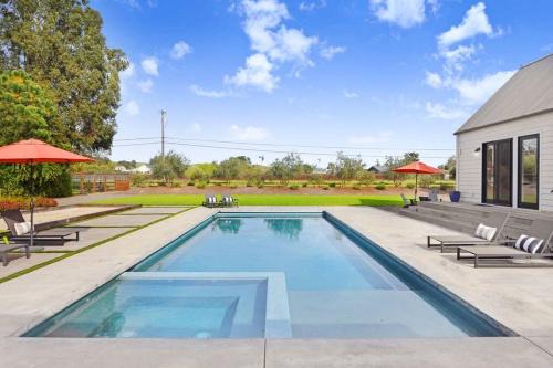 Sonoma House | The Central Farmhouse Sonoma Pool Hot Tub Bocce