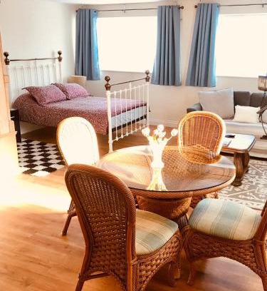 Beverley Apartment | The Chalet