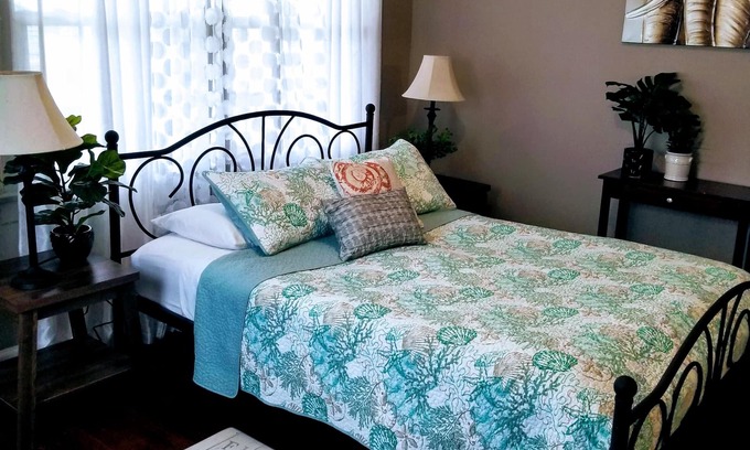 Near Eastside Apartment | The Charming downtown Indianapolis apartment