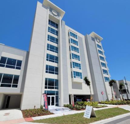 Clearwater Beach Hotel | The ChartHouse Hotel