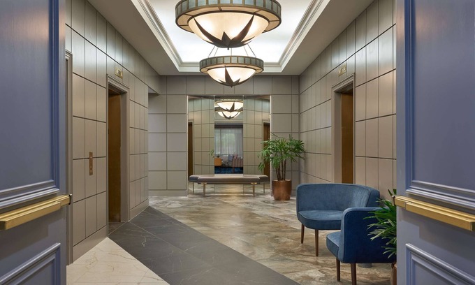 The Galleria Hotel | The Chifley Houston, Tapestry Collection by Hilton