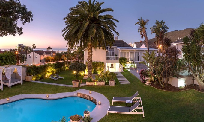 Sea Point House | The Clarendon - Fresnaye