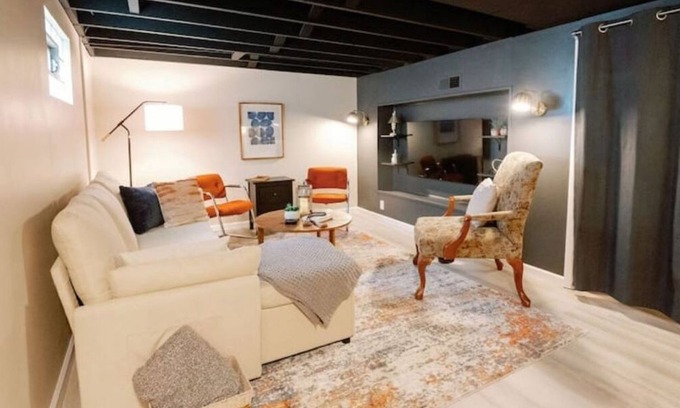 Lindenwood Park House | The Clifton