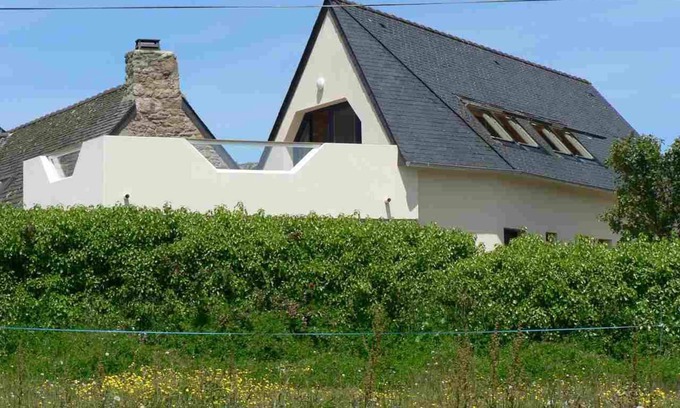 Saint-Pol-de-Leon House | The closest rental house to Ste Anne beach