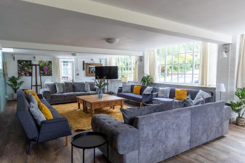 Lea House | The Coach House