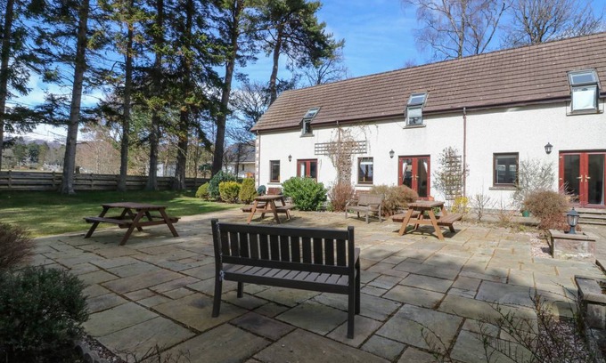 Newtonmore Cottage | The Coach House