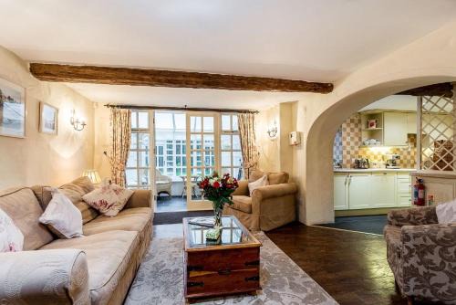 Totnes House | The Coach House