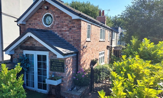 Southport Cottage | The Coach House Holiday Cottage in Southport