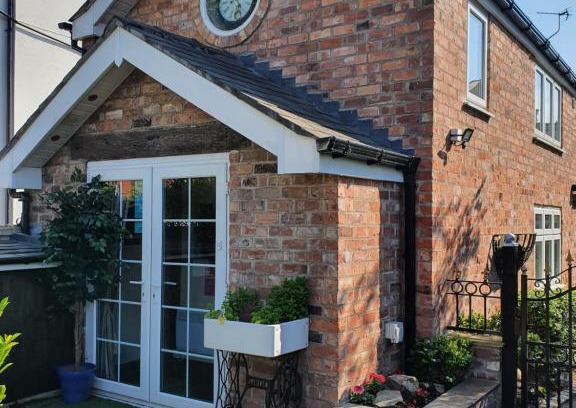Southport House | The Coach House Holiday Cottage, Southport