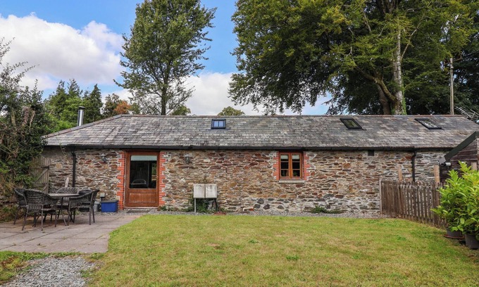 Gulworthy Cottage | THE COACH HOUSE, pet friendly, character holiday cottage in Gulworthy