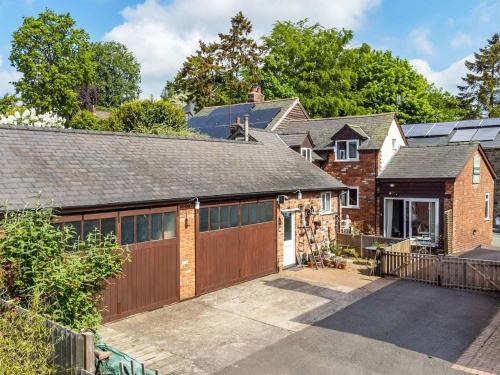 Bishops Castle House | The Coach House- Uk45660