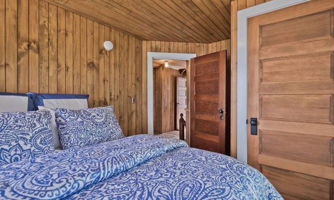 Cape Elizabeth Cottage | The Coastal Cottage! Pet Friendly, Waterfront!