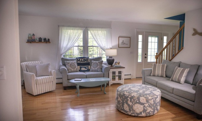 Pemaquid Beach House | The Coastal Cottage on Pemaquid Beach by Rocky Coast Rentals