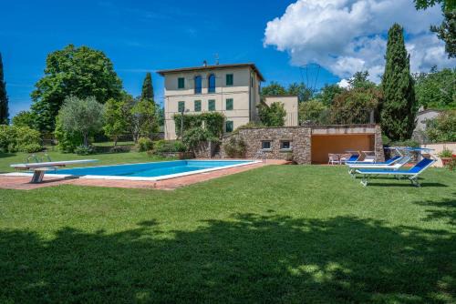 Pistoia Villa | The Collector's Villa with pool in Pistoia