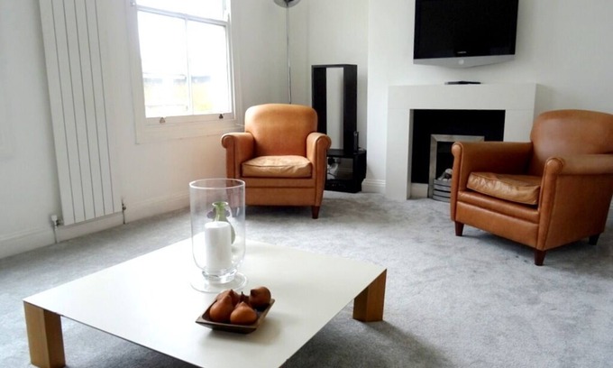 Redcliffe Apartment | The Colombian apartment