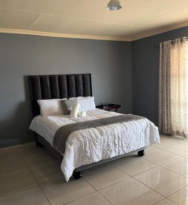 Kareeberg Apartment | The Comfort Cottage
