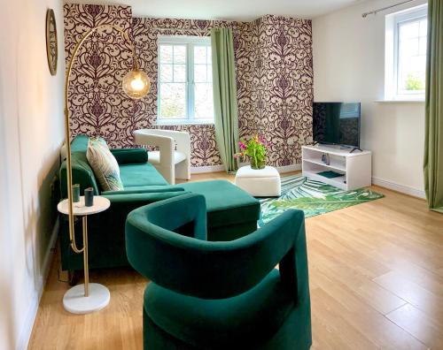 Liverpool Apartment | The Comfy Flat- Modern & Bright 2 Bedrooms Apartment