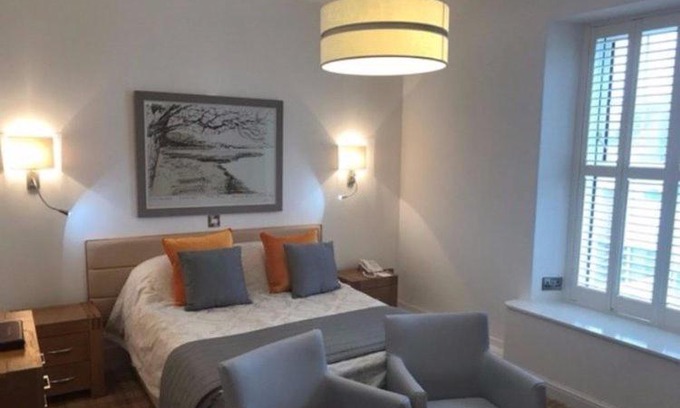 Instow Hotel | The Commodore Hotel