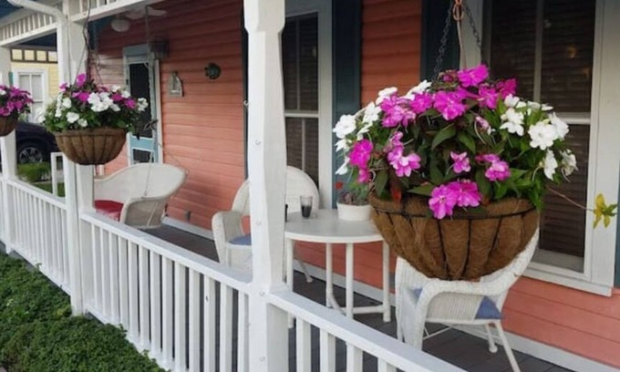 Fort Pierce Apartment | The Coral House private apt 5 min to beach