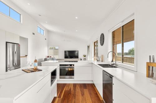 Corlette House | The Corlette Beach Retreat