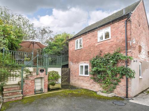 Lyth Hill House | The Corn House - Cottage