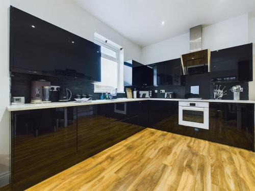 Chesterfield House | The Corner House