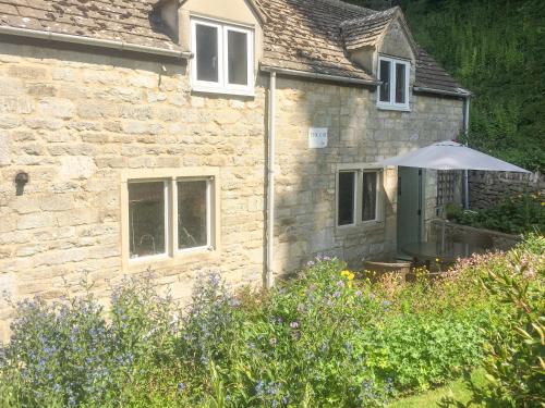 Stroud House | The Cot