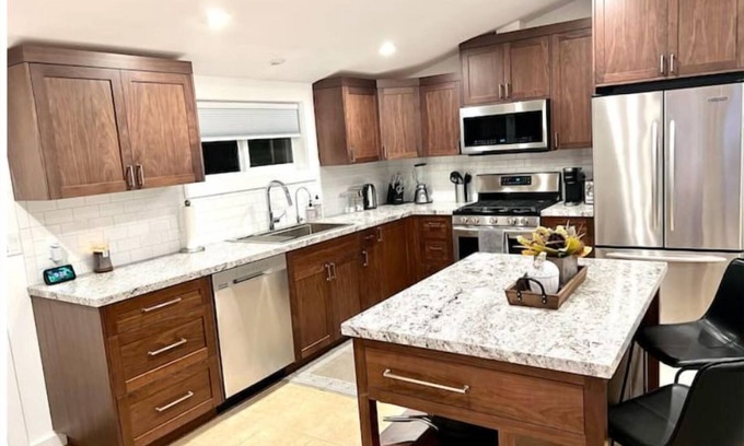 Noddin House | The Cottage at Harwood Farms #3462124. Also see the Bunkhouse VRBO # 4546130.