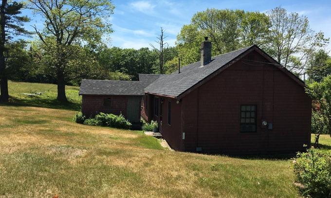 Waldoboro Cottage | The Cottage At Tops'l Farm
