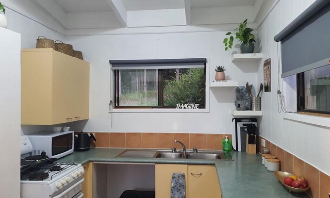 Palmwoods House | The Cottage